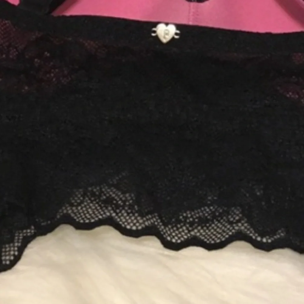 Victoria’s Secret Lace PINK Black Push-up Bralette